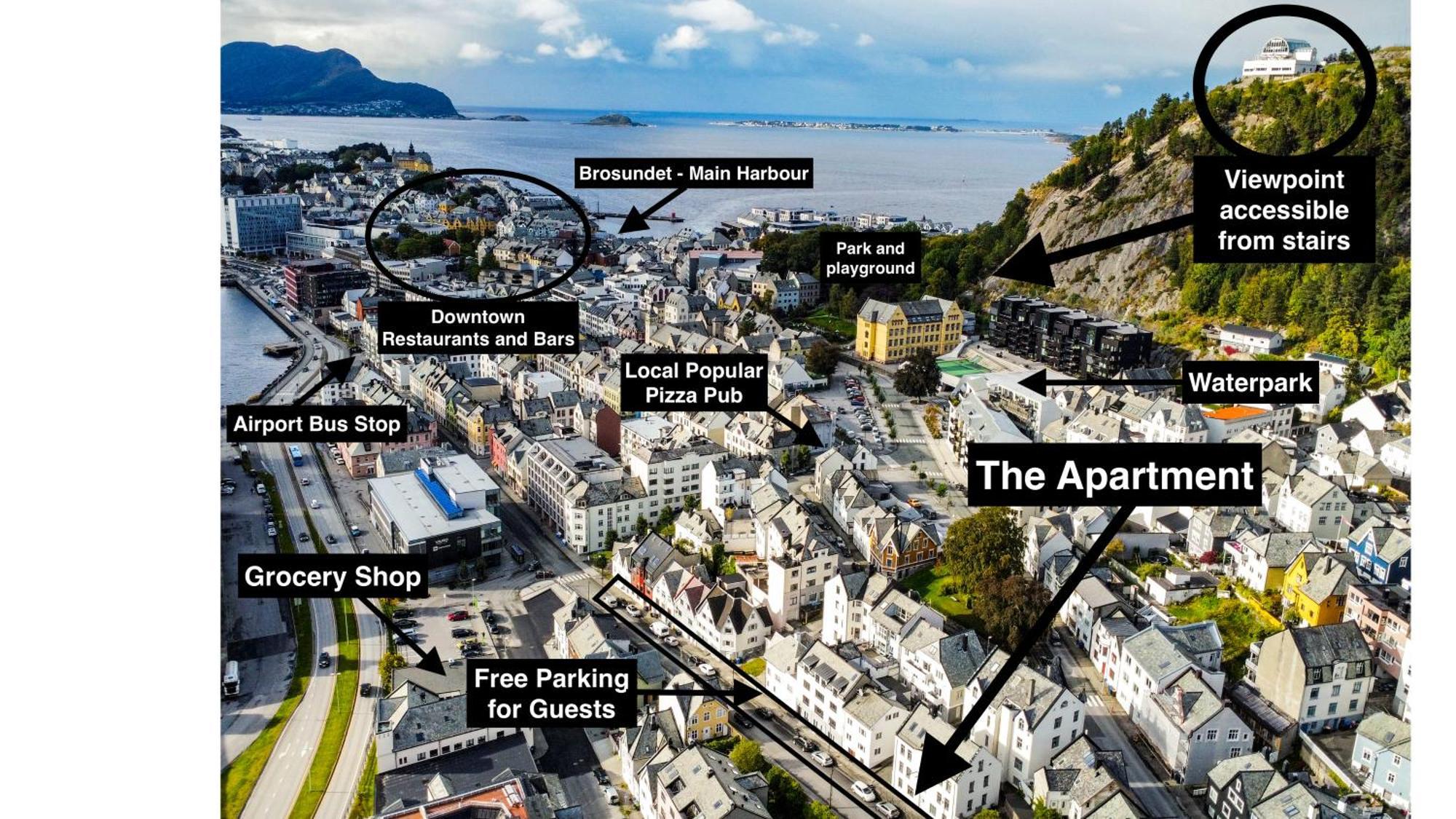 Two-Bedroom City Apartment With Fire Place, Free Parking And Fjordview Terrace - Calm And Central Alesund Exterior photo